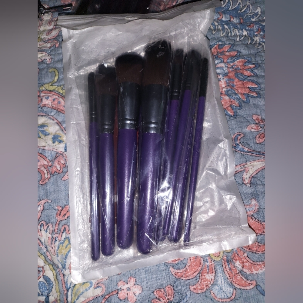 10PCS Liquid Powder Cream Foundation Blending Brush Kit Blush Synthetic Eyeshado
